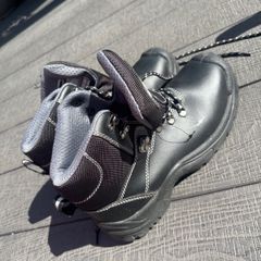 safety shoes