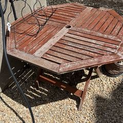 Garden table