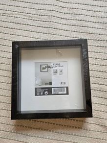 Ikea frame 23x23cm or 9x9"