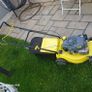 petrol  lawnmower Image 4