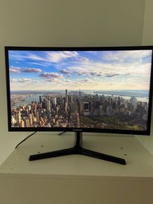 24" Curved Business Monitor
