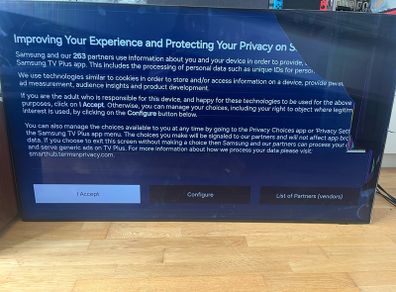 Samsung 55inch Qled QN90B 4K 2022 With Damaged Screen for parts/repair