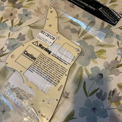 Fender Jazzmaster Pickguard Cream