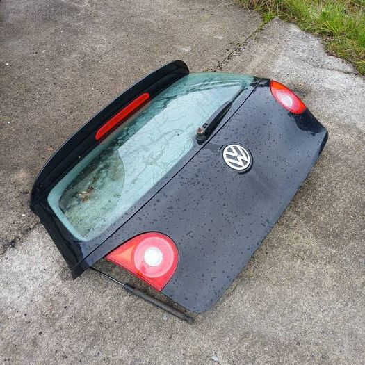 Vw Golf Mk5 boot and spoiler