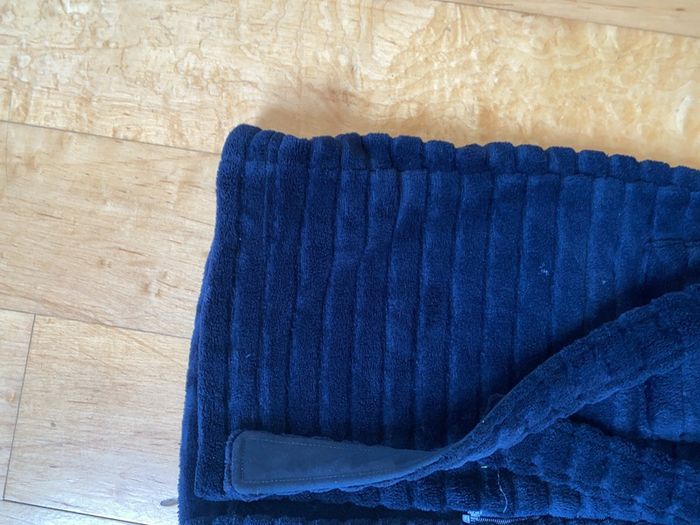 Polarn O Pyret Navy velour bathrobe 116cm or 4-6 years
