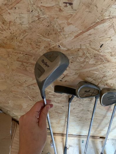 Right handed Starter golf set (putter, Pitching, sand, 5,6,9)