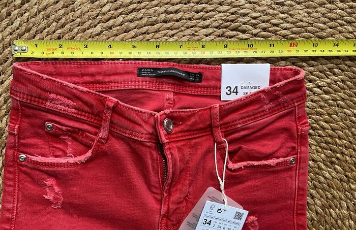 Zara destroyed ripped raw hem red skinny jeans size 6 BNWT