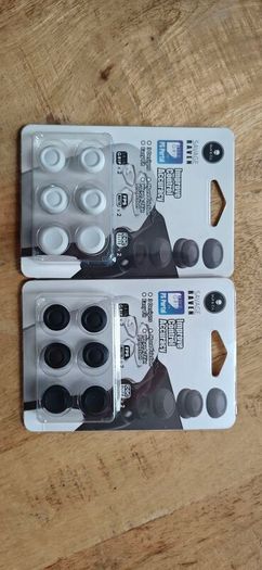 Savage Raven thumb grips