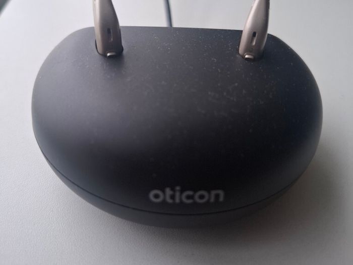 Hearing aid - Aticon model C-1A2