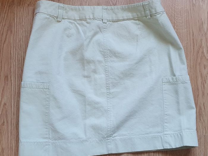 BNWT - A Beautiful Ann Taylor "Loft" Skirt - New York - Size: 12 - Pale Mint Colour - Read Carefully - #