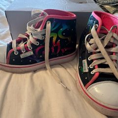 Heelys Size 2