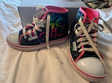 Heelys Size 2