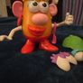 Mr & Mrs Potatoe Head & accessories Image 2