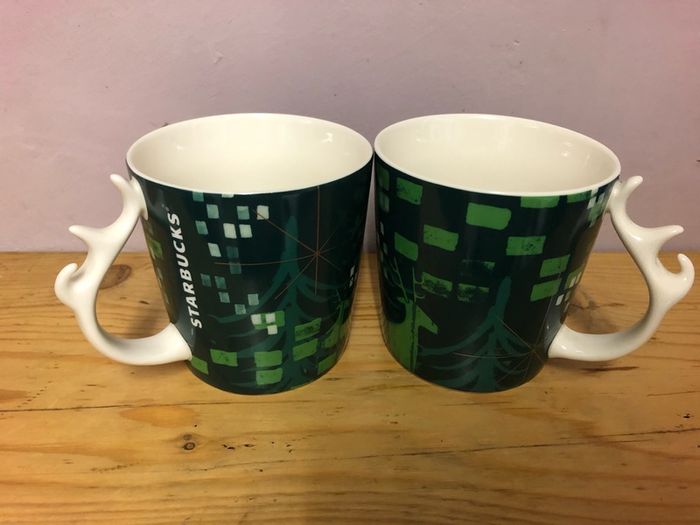 starbucks christmas mugs