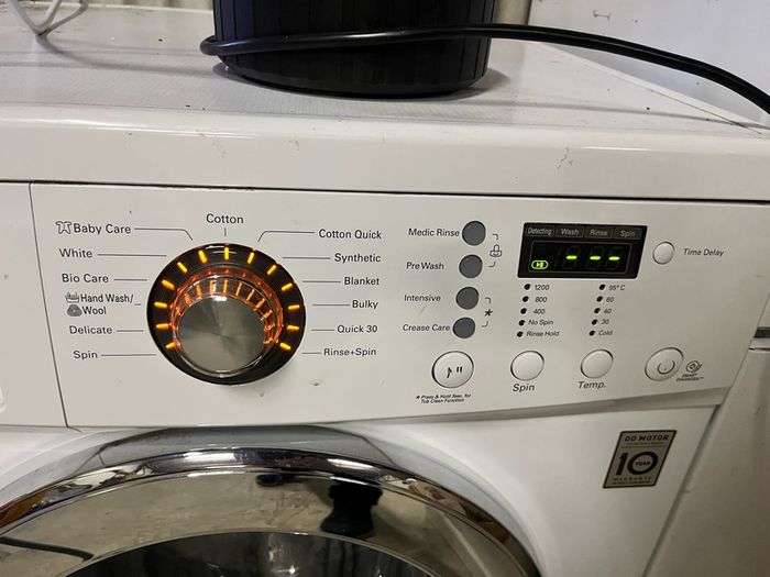 LG 8kg washing machine