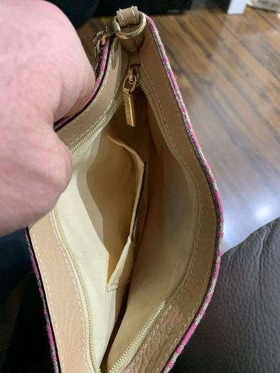 ladys hand bags D&G clutch bag.