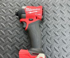 milwaukee 1/4 impact fid3