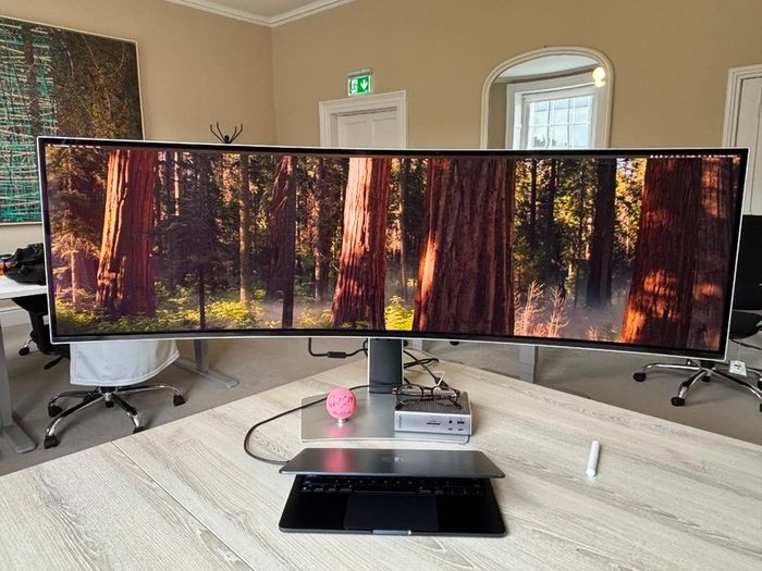 Samsung 49" Odyssey G91F 144Hz Gaming Monitor