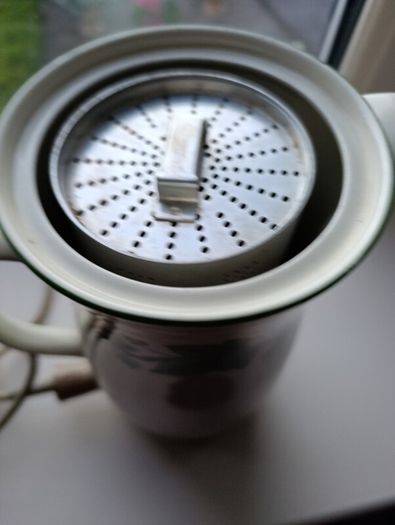 Electric ceramic coffee pot