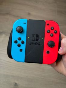 Nintendo switch controllers