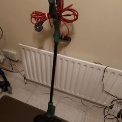 Bosch Easy 23cm Garden Strimmer in very good condition