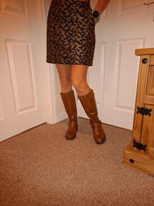 Brand NEW stunning mini skirt from Next, size 8