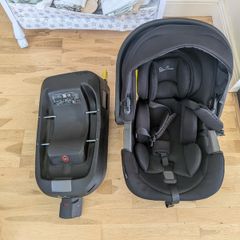 Silvercross car seat with isofix base