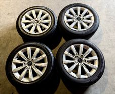 16" Genuine Audi alloys with good tyres