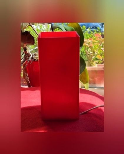 Table lamp