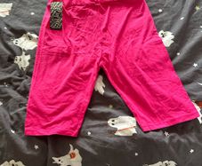 pink shorts
