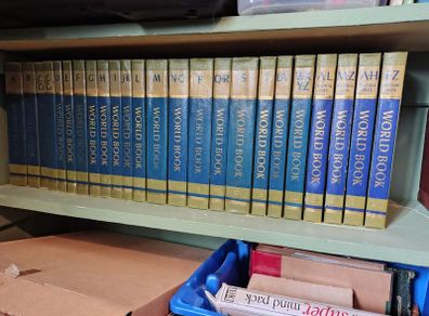 Complete 1968 Vintage World Book Encyclopedia Set - with Rare British Isles & Australasia Supplements