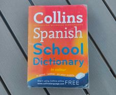 Collins   Spanish  School Dictionary  in colour