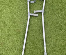 Children's crutches good condition