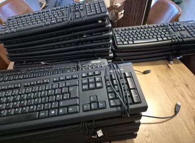 BULK of 95 keyboards