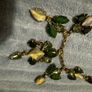 costume necklace Image 3