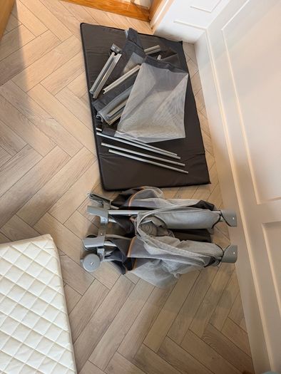 Graco contour travel cot and mattress