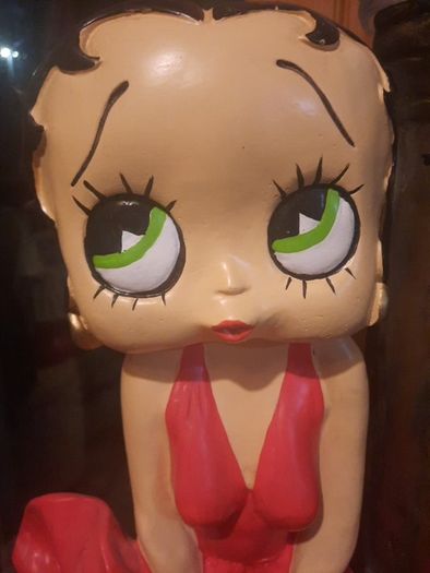 large Betty boop lamp