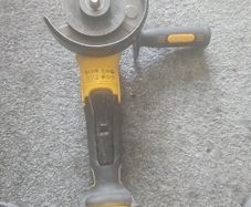 dewalt angle grinder