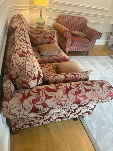 3 piece suite of furniture
