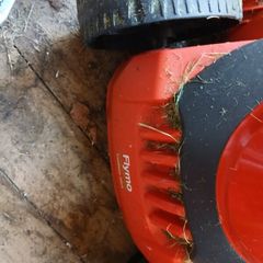 electric lawnmower