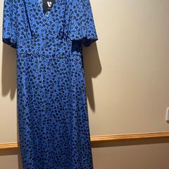 New V by VERY Dress