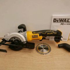 DeWALT 18V XR Cordless Brushless Compact Circular Skill Saw + Construction Cutting Blade.The Best A Professional Can Get. Closing down sale - all must go!.