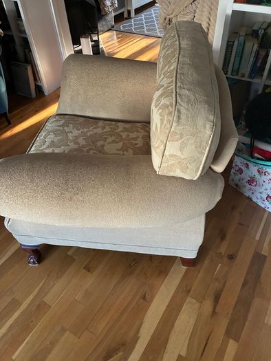 Quality 3 Piece Sofa Suite 2-Seater  2 Armchairs Excellent Condition
