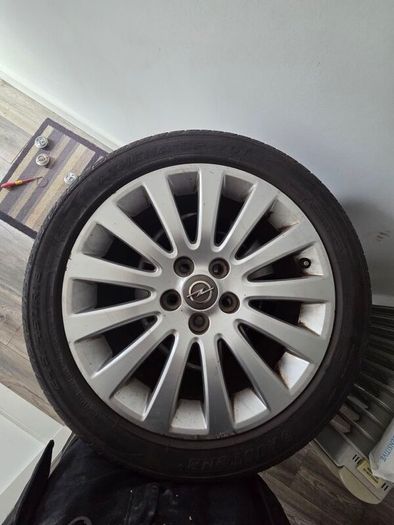 Set of 4 - 18" alloys 5x120