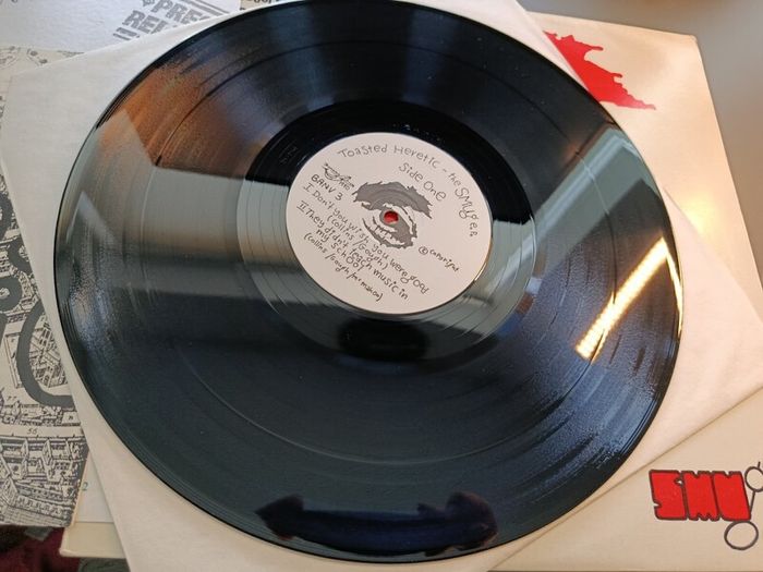 RARE Toasted Heretic-The Smug E.P. 12 inch vinyl