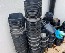 free plant pots