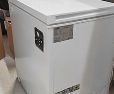 Chest freezer