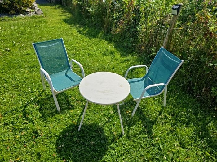 kids picnic table