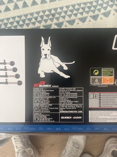 Universal metal dog guard