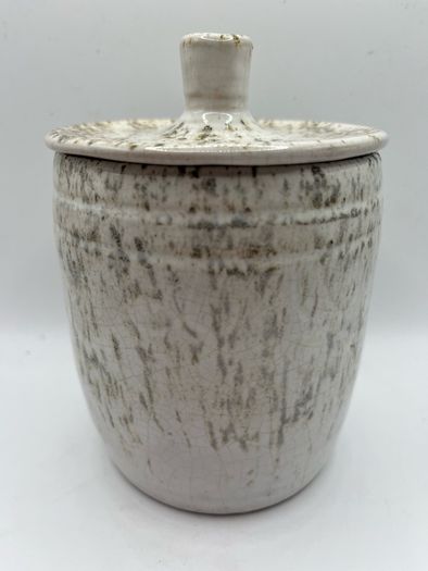 1960s studio pottery by Eileen Hansell
